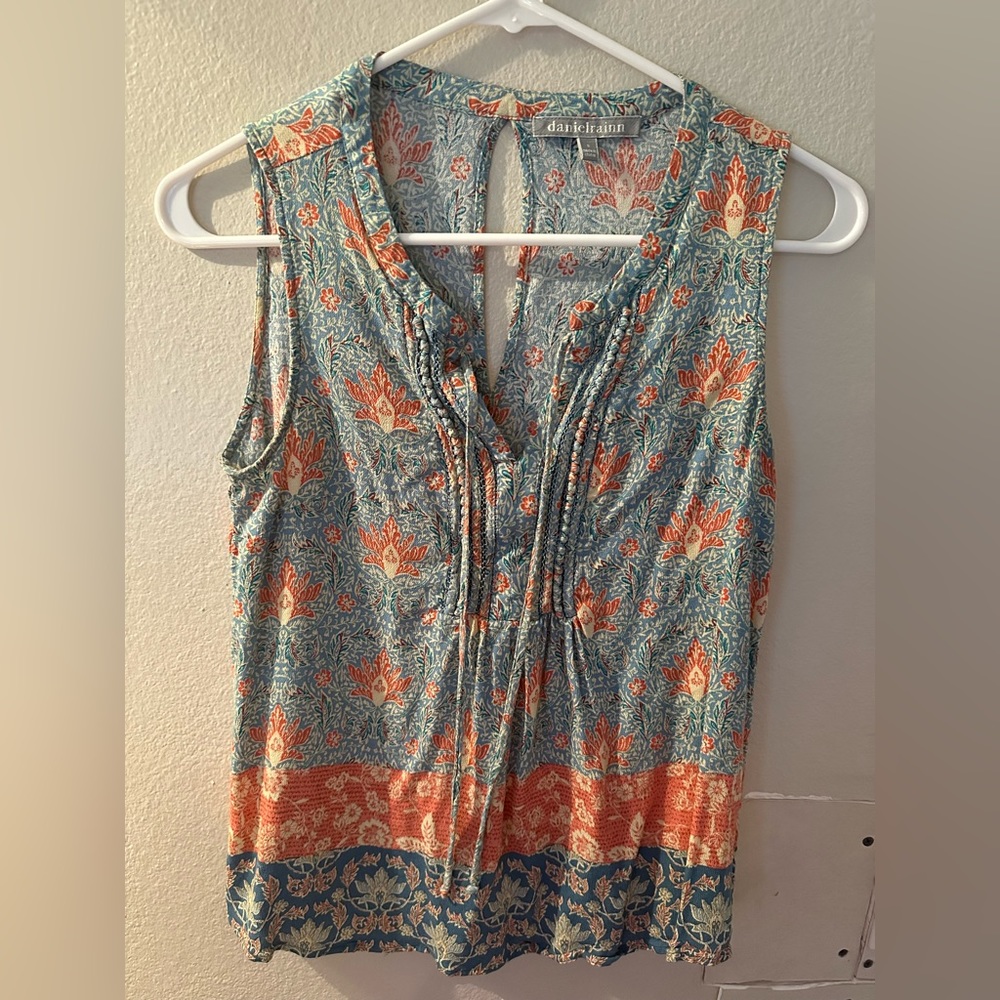 Daniel Rainn Sleaveless Top